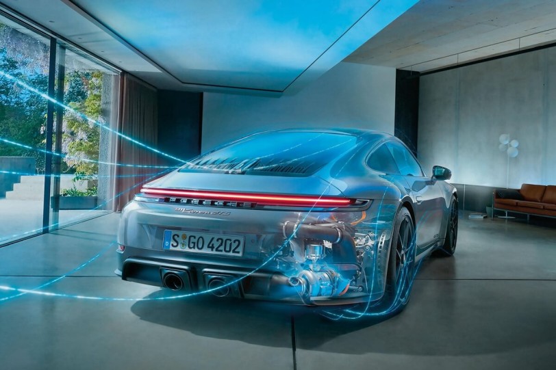 持續創新和獨特傳承：Porsche 911的驅動技術