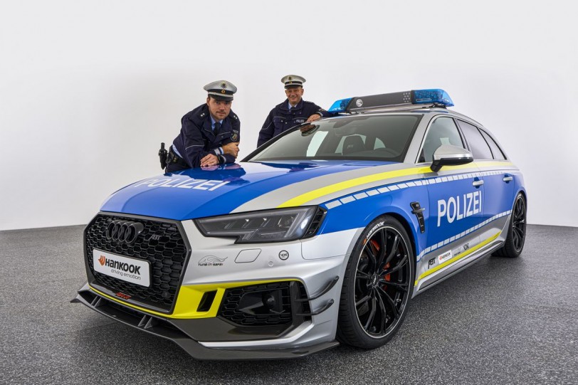 德國夢の警車abt Rs4 R亮相 推廣合法改裝 提升交通安全 Carstuff 人車事