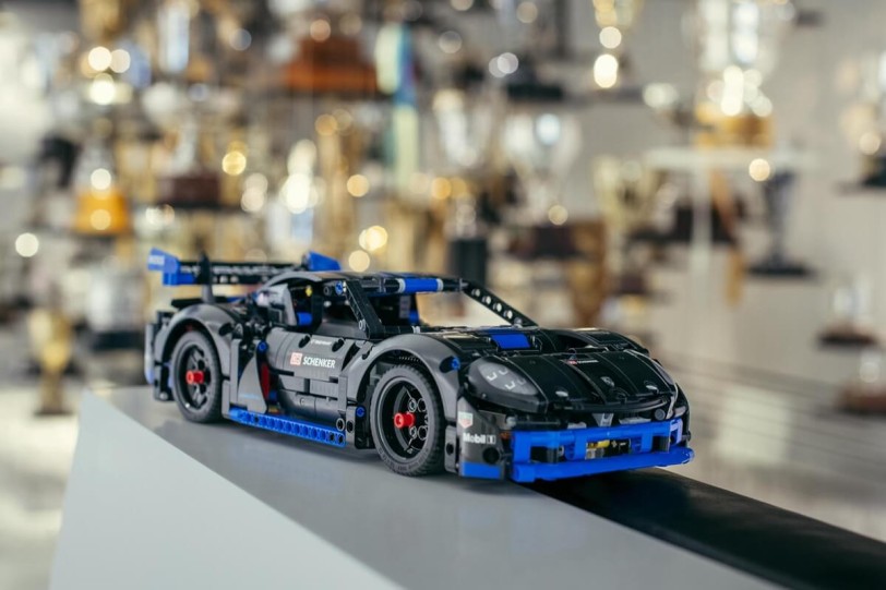 Porsche與LEGO合作推出GT4 e-Performance讓大人小孩們渡過愉快暑假