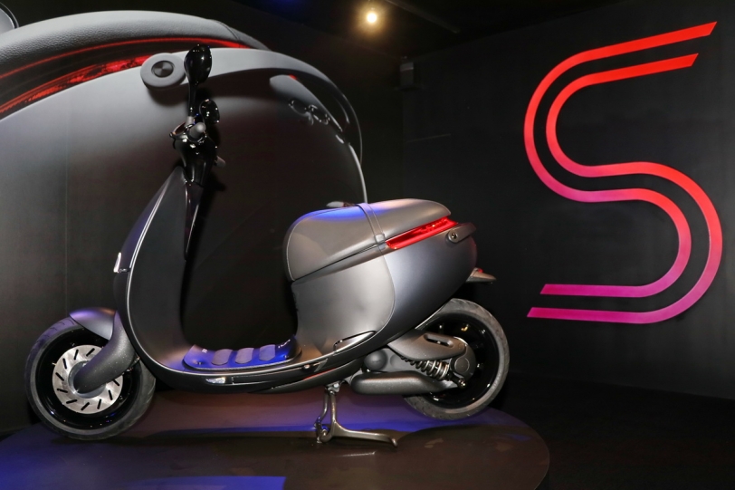 屬於夜色的高調 Gogoro S最高性能版降臨 空車價12 3萬元 未含補助 Carstuff 人車事