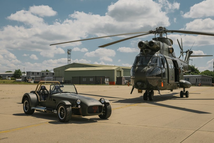 Caterham和英國皇家空軍向受人尊敬的Puma HC2直升機致敬